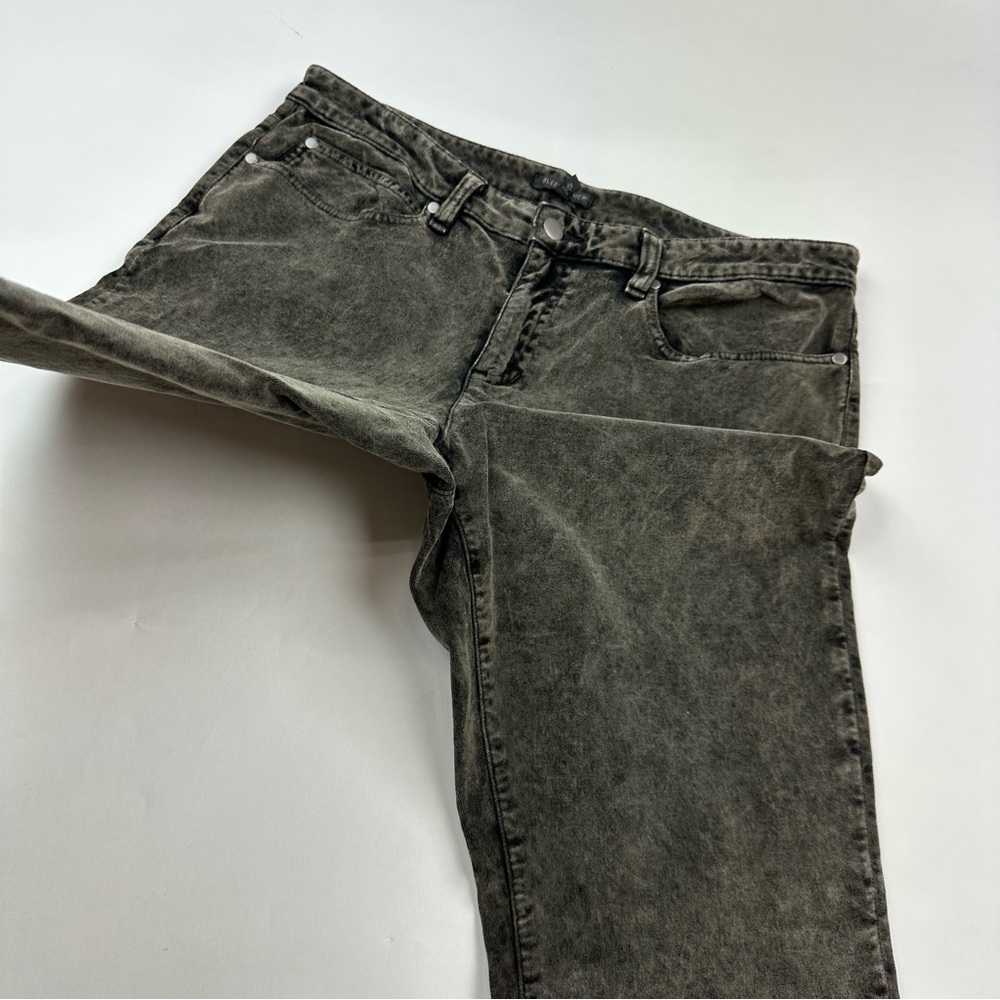 Eileen Fisher Mineral Washed Velveteen Jean Size 12 - Picture 5 of 10